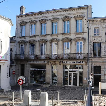 Residence Du Marche Жонзак Экстерьер фото